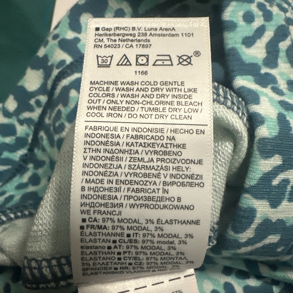 Athleta Size Small Balance 4" Shortie Shorts Leopard Aqua Blue Athleisure - Picture 14 of 15
